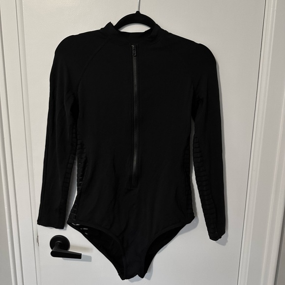 Jets Australia Parallels Surf Suit (size 12) NWT - Picture 4 of 9